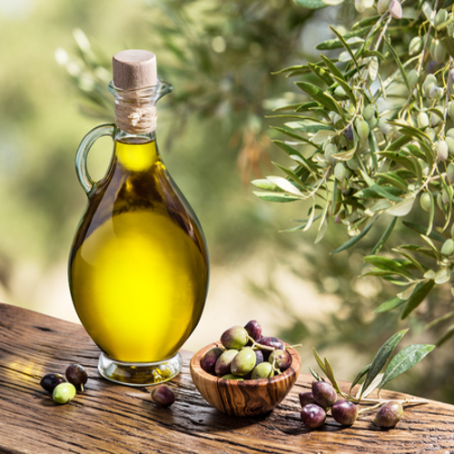 فواید روغنها برای پوست